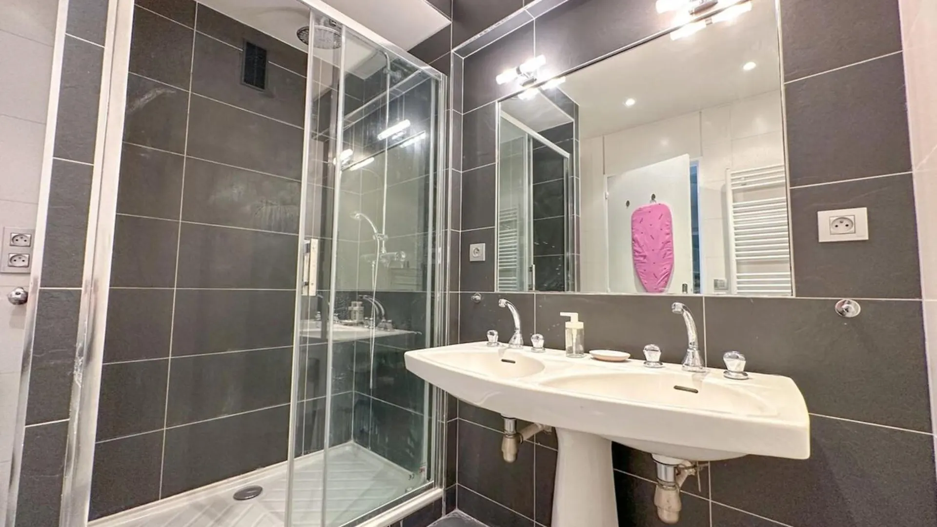 Prázdninový dům Flexliving - Room - Ternes Paříž